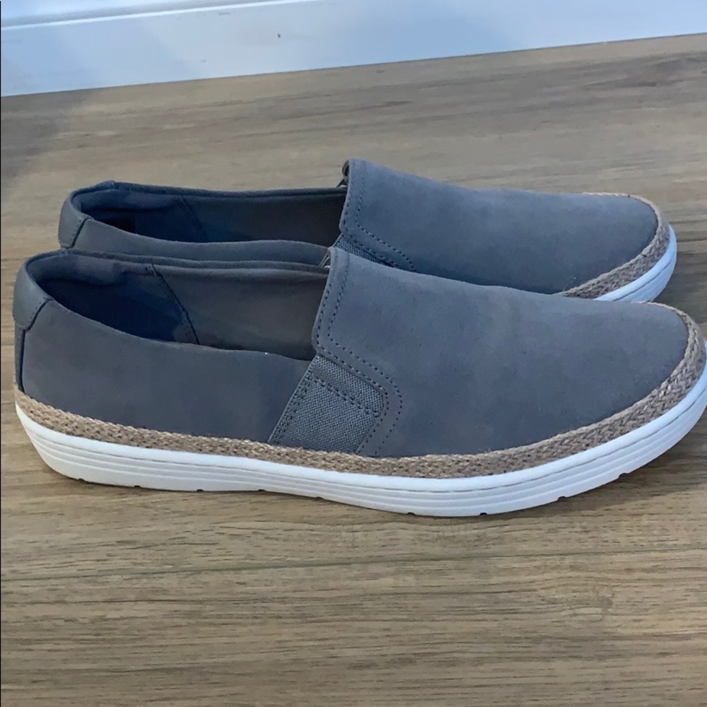 Clark Women’s sneakers size 11 New